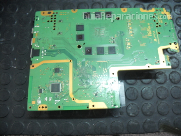 Reparación placa base PS4